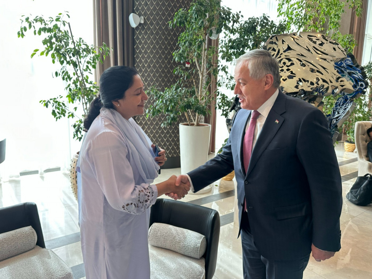 Мулоқоти Вазири корҳои хориҷии Тоҷикистон бо Вазири давлатии маориф ва омӯзишии касбии Покистон