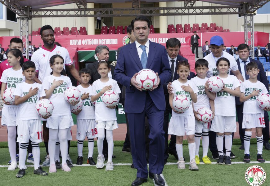 Федератсияи футболи Тоҷикистон дараҷаи тиллоии Хартияи футболи оммавии КФО-ро ба даст овард