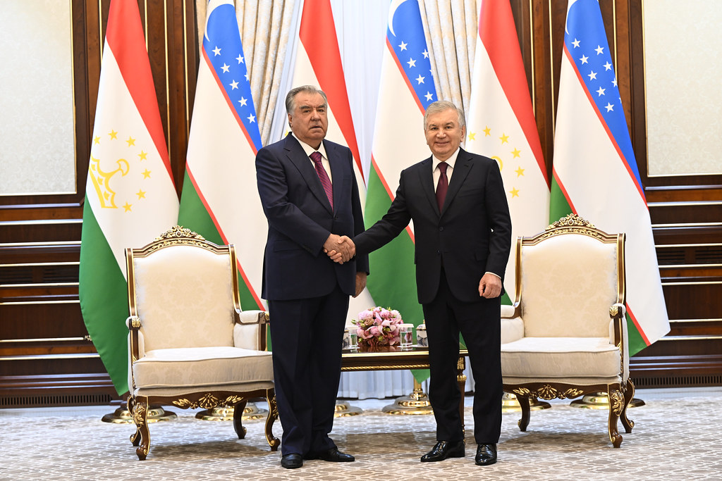 Мулоқоти Президенти Ҷумҳурии Тоҷикистон бо Президенти Ҷумҳурии Узбекистон