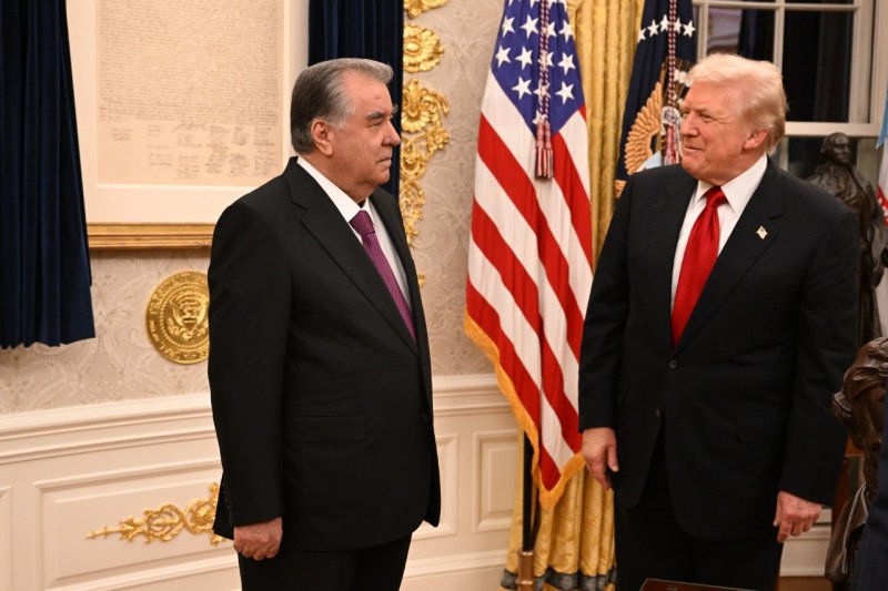 Президент Республики Таджикистан встретился с Президентом США