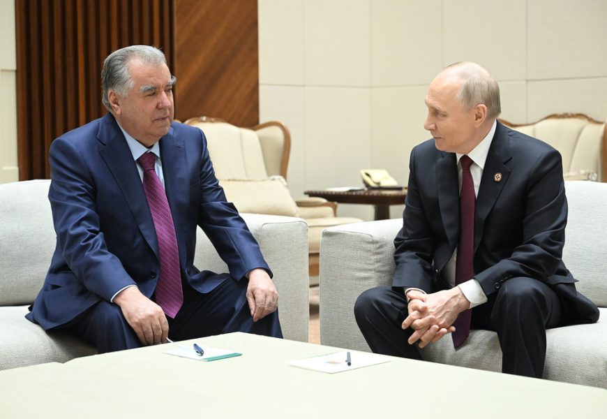 Мулоқоти Президенти Ҷумҳурии Тоҷикистон Эмомалӣ Раҳмон бо Президенти Федератсияи Русия Владимир Путин