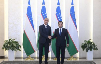 Сафири нави Тоҷикистон дар Ӯзбекистон