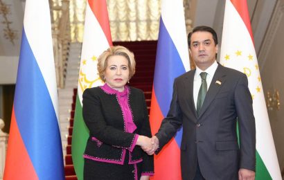 Мулоқоти Рустами Эмомалӣ бо Валентина Матвиенко