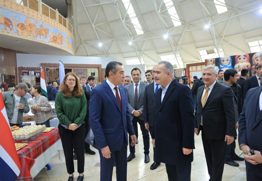 Баргузории намоишгоҳи хайриявӣ