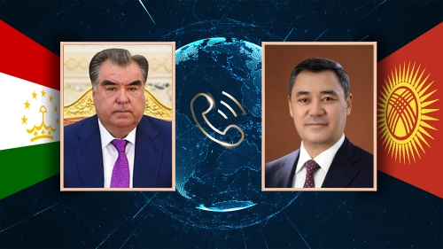 Президенти Ҷумҳурии Тоҷикистон бо Президенти Ҷумҳурии Қирғизистон суҳбати телефонӣ доир намуданд