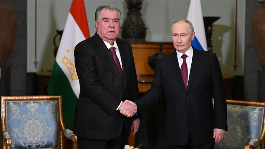 Мулоқоти Президенти Ҷумҳурии Тоҷикистон бо Президенти Федератсияи Русия Мулоқоти Президенти Ҷумҳурии Тоҷикистон бо Президенти Федератсияи Русия