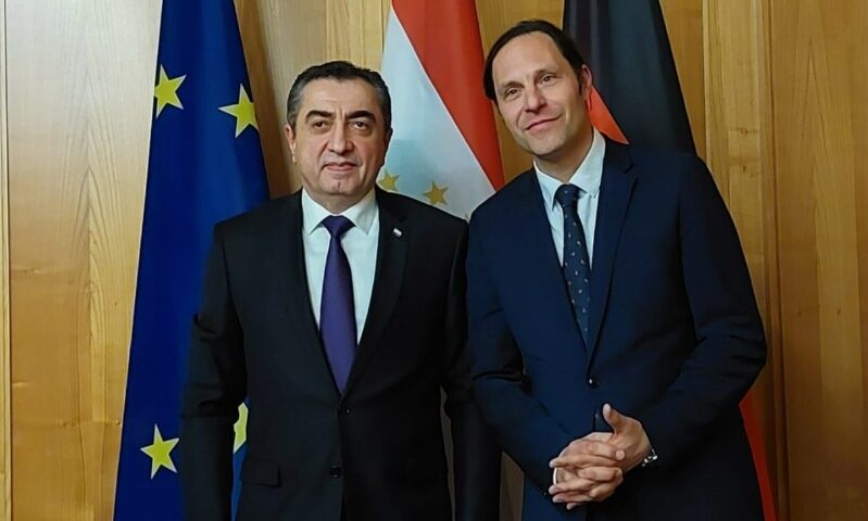 Муколамаи сиёсӣ байни Тоҷикистон ва Олмон Муколамаи сиёсӣ байни Тоҷикистон ва Олмон