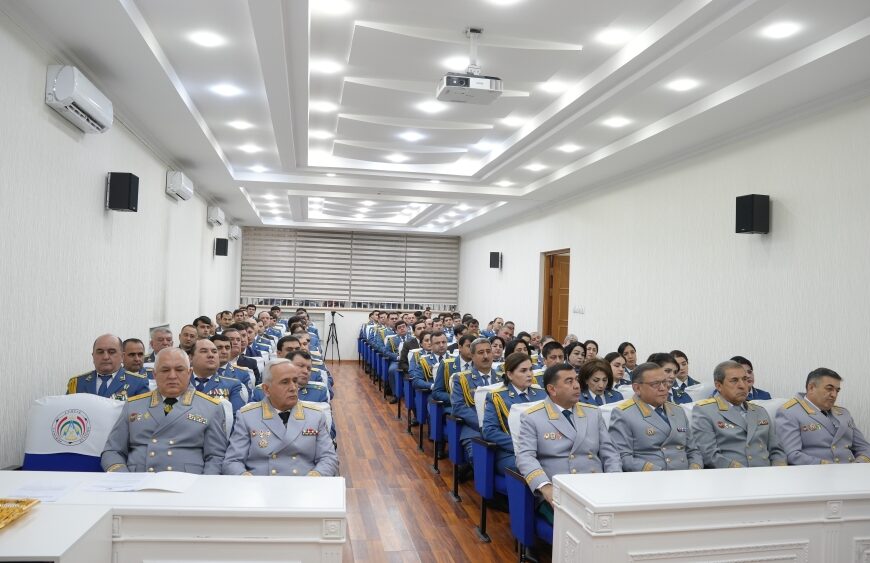 Баргузории маҷлиси тантанавӣ бахшида ба Рӯзи таъсиси мақомоти гумрук Баргузории маҷлиси тантанавӣ бахшида ба Рӯзи таъсиси мақомоти гумрук