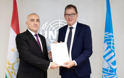 Мулоқоти намояндаи доимии Тоҷикистон бо директори Генералии UNIDO Мулоқоти намояндаи доимии Тоҷикистон бо директори Генералии UNIDO