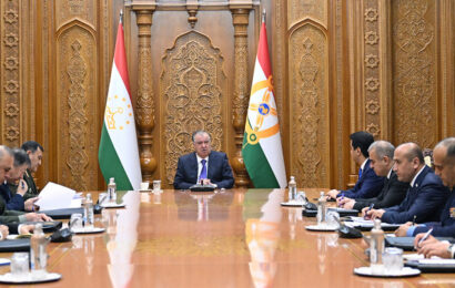 Машварати кории Пешвои миллат Эмомалӣ Раҳмон бо роҳбарони сохтору мақомоти низомӣ ва ҳифзи ҳуқуқ Машварати кории Пешвои миллат Эмомалӣ Раҳмон бо роҳбарони сохтору мақомоти низомӣ ва ҳифзи ҳуқуқ