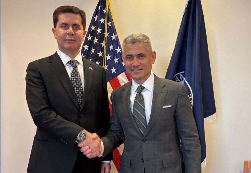 Встреча Помощника госсекретаря США с послом Таджикистана Встреча Помощника госсекретаря США с послом Таджикистана