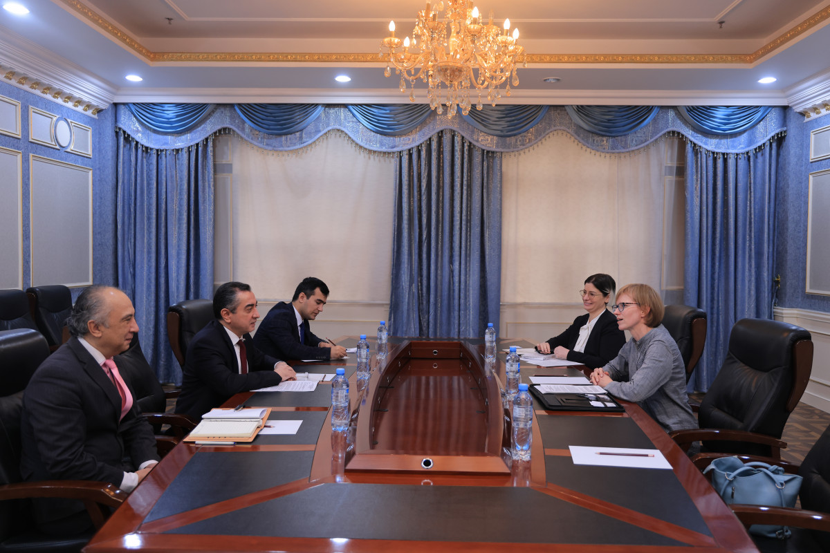 Фаррух Хамрализода встретился с представителем Посольства США Фаррух Хамрализода встретился с представителем Посольства США