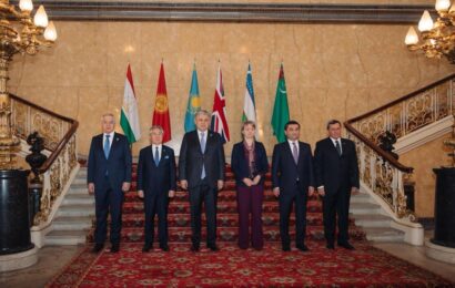 Главы МИД ЦА и Британии провели первую встречу в формате C5+1 Главы МИД ЦА и Британии провели первую встречу в формате C5+1