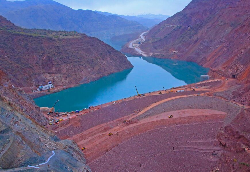 Фонди Абу Дабӣ оид ба рушд барои идомаи сохтмони НБО “Роғун” $100 млн медиҳад Фонди Абу Дабӣ оид ба рушд барои идомаи сохтмони НБО “Роғун” $100 млн медиҳад