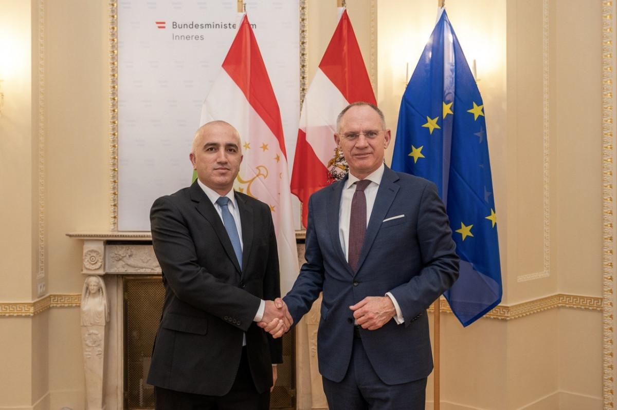 Посол Таджикистана встретился с Министром внутренних дел Австрийской Республики Посол Таджикистана встретился с Министром внутренних дел Австрийской Республики