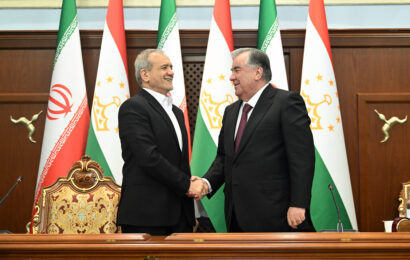 Номаи шодбоши Эмомалӣ Раҳмон ба Масъуд Пизишкиён ва эрониён Номаи шодбоши Эмомалӣ Раҳмон ба Масъуд Пизишкиён ва эрониён