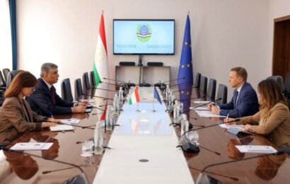 Ҳабибулло Воҳидзода ва Радослав Дарски ҳамкорӣ дар соҳаи амниятро баррасӣ карданд Ҳабибулло Воҳидзода ва Радослав Дарски ҳамкорӣ дар соҳаи амниятро баррасӣ карданд