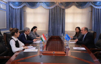 Таджикистан и ЮНИСЕФ укрепляют сотрудничество в социальной сфере Таджикистан и ЮНИСЕФ укрепляют сотрудничество в социальной сфере