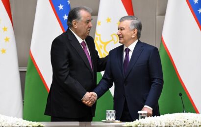 Президенты Узбекистана и Таджикистана подвели итоги плодотворных переговоров Президенты Узбекистана и Таджикистана подвели итоги плодотворных переговоров