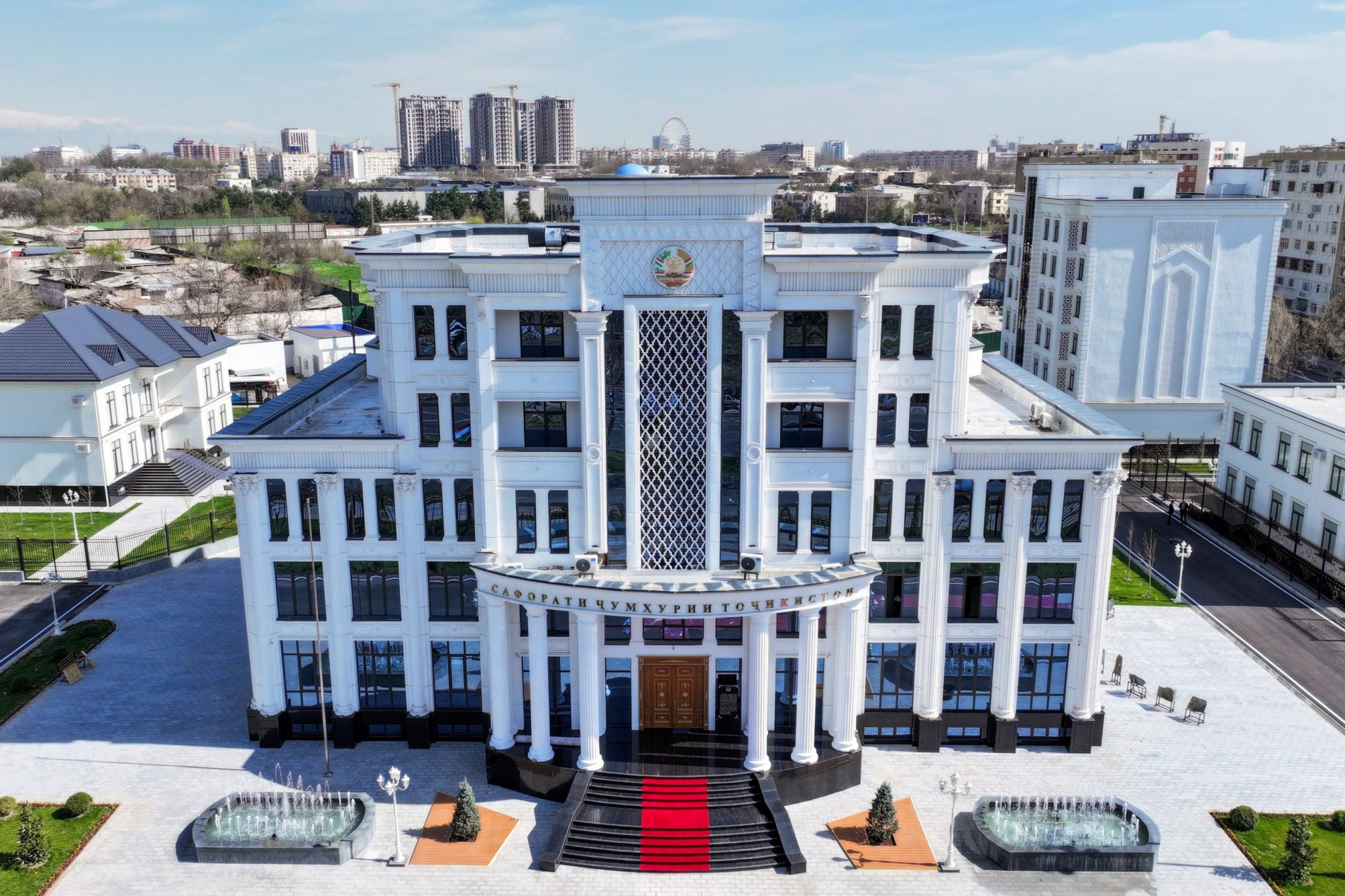 Новое здание посольства Таджикистана в Узбекистане Новое здание посольства Таджикистана в Узбекистане