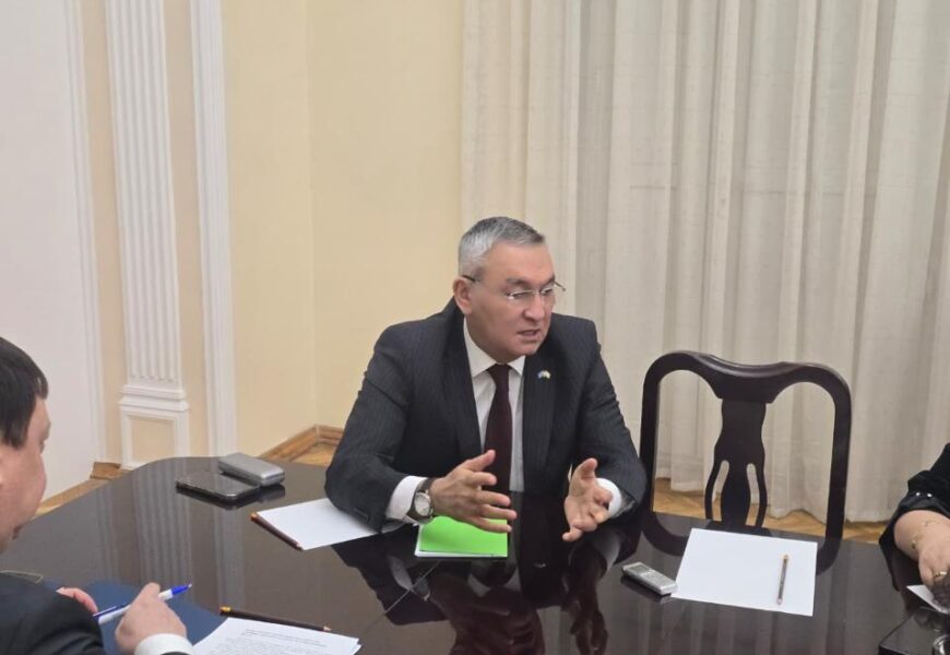 Посол Казахстана в Таджикистане провёл брифинг Посол Казахстана в Таджикистане провёл брифинг