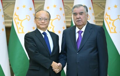 Мулоқоти Эмомалӣ Раҳмон бо Президенти Бонки Осиёии Рушд Мулоқоти Эмомалӣ Раҳмон бо Президенти Бонки Осиёии Рушд