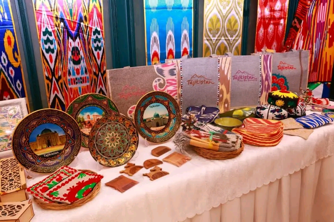 Имконоти сармоягузории вилояти Суғд дар Москва муаррифӣ карда шуд Имконоти сармоягузории вилояти Суғд дар Москва муаррифӣ карда шуд