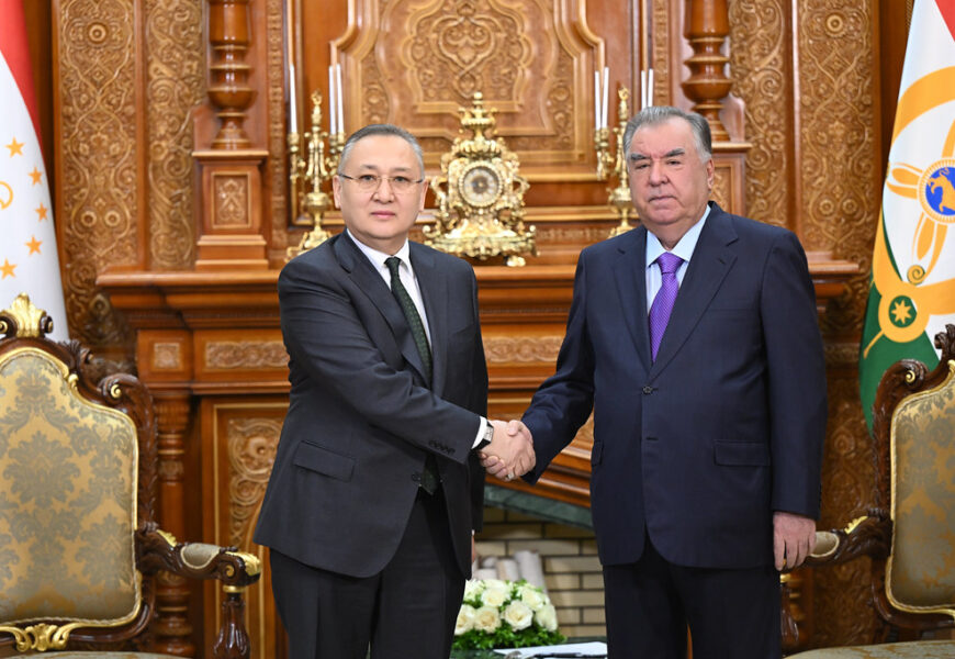 Президент Республики Таджикистан: Встреча с Генсеком ОДКБ Президент Республики Таджикистан: Встреча с Генсеком ОДКБ