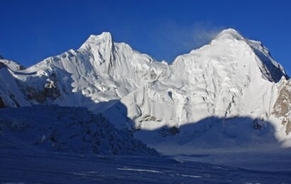 «Водная башня»: Ледники Памира — основной источник питания рек Центральной Азии «Водная башня»: Ледники Памира — основной источник питания рек Центральной Азии