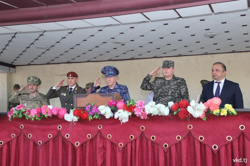 ВКД ҶТ: наваскарони Қӯшунҳои дохилӣ савганд ёд карданд ВКД ҶТ: наваскарони Қӯшунҳои дохилӣ савганд ёд карданд