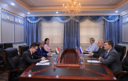 Вохӯрии муовини Вазири корҳои хориҷии Тоҷикистон бо Сафири Русия Вохӯрии муовини Вазири корҳои хориҷии Тоҷикистон бо Сафири Русия