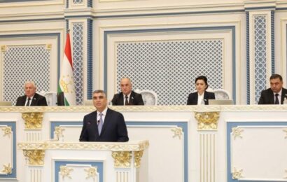 Вакилони парламенти Тоҷикистон қонуни нави афвро қабул карданд Вакилони парламенти Тоҷикистон қонуни нави афвро қабул карданд