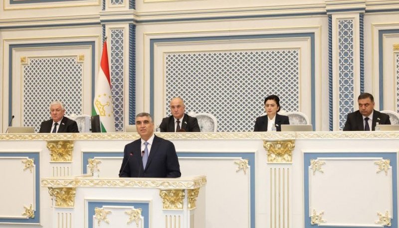 Вакилони парламенти Тоҷикистон қонуни нави афвро қабул карданд Вакилони парламенти Тоҷикистон қонуни нави афвро қабул карданд
