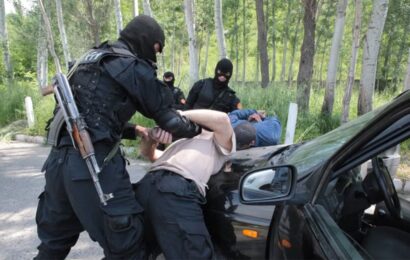Боздошти 28 шаҳрванди хориҷӣ дар Тоҷикистон бо гумони даст доштан дар қочоқи мухаддирот Боздошти 28 шаҳрванди хориҷӣ дар Тоҷикистон бо гумони даст доштан дар қочоқи мухаддирот