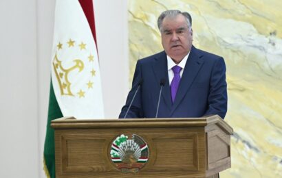 Мулоқоти Президент бо роҳбарону кормандони мақомоти адлия Мулоқоти Президент бо роҳбарону кормандони мақомоти адлия
