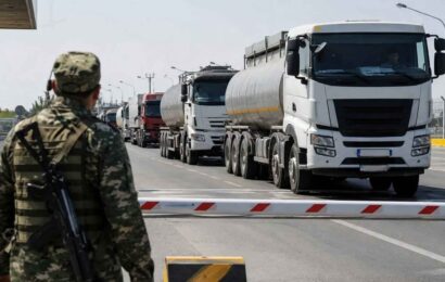 Қазоқистон назорат бар содироти сӯзишворӣ дар марзро сахт кард Қазоқистон назорат бар содироти сӯзишворӣ дар марзро сахт кард