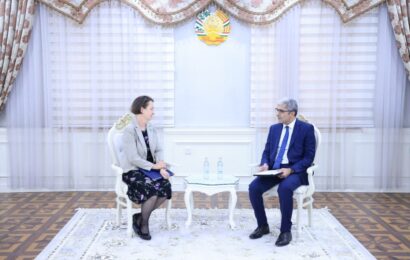 Вручение копий верительных грамот Представителя ЮНИСЕФ в Таджикистане Вручение копий верительных грамот Представителя ЮНИСЕФ в Таджикистане