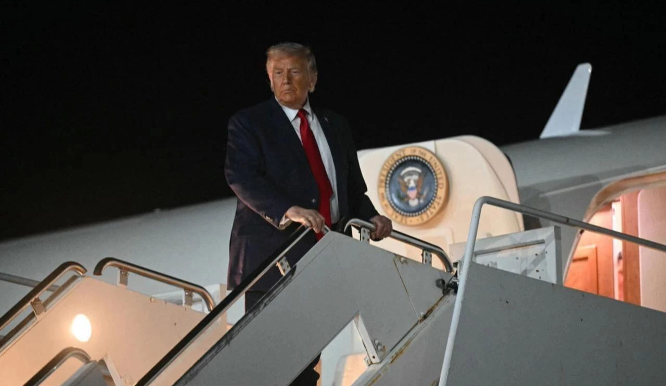 CIA ба маълумоти Исроил дар бораи нақшаи террори Трамп шубҳа дорад CIA ба маълумоти Исроил дар бораи нақшаи террори Трамп шубҳа дорад